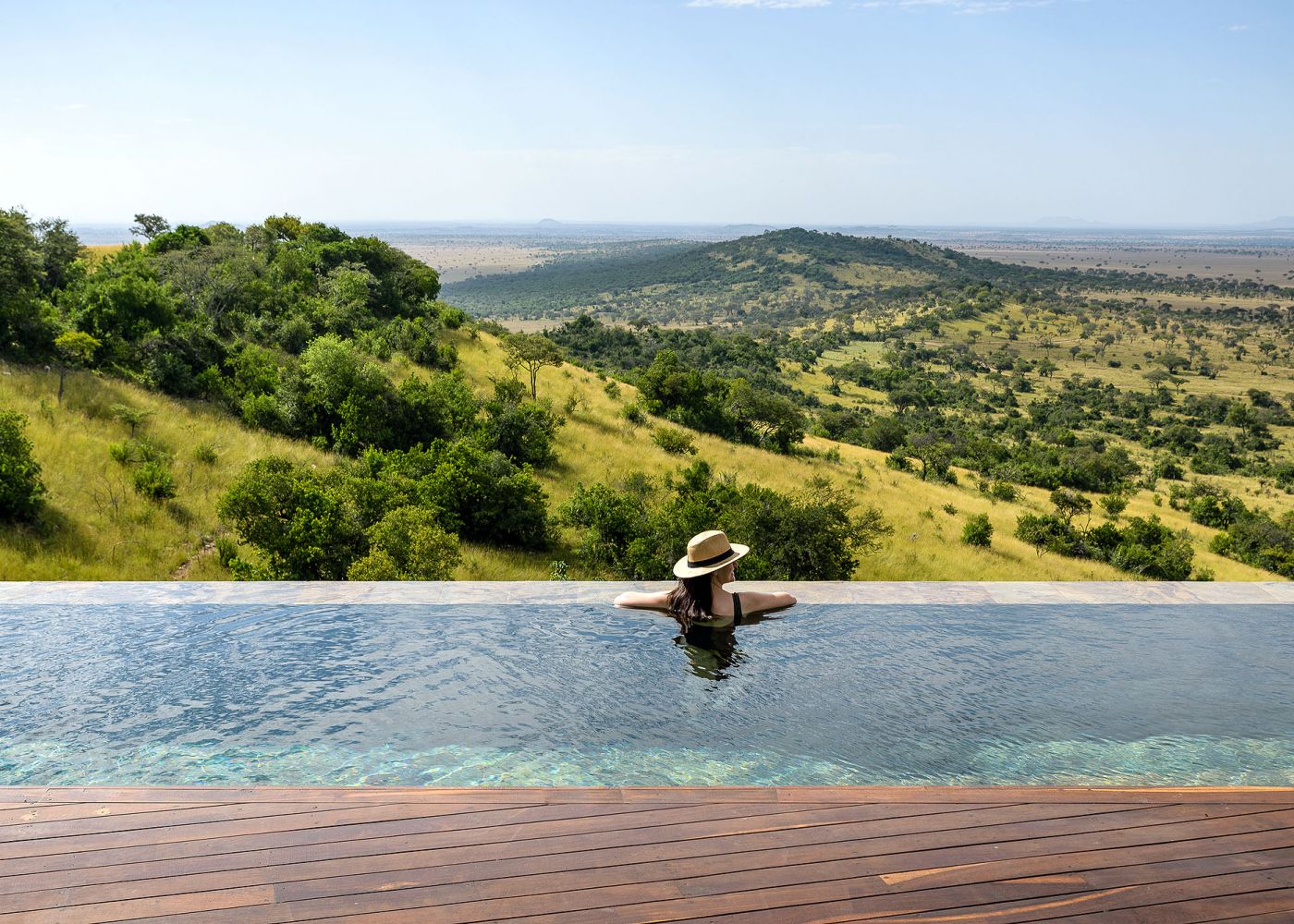 Hillside Suite - Pool with a View