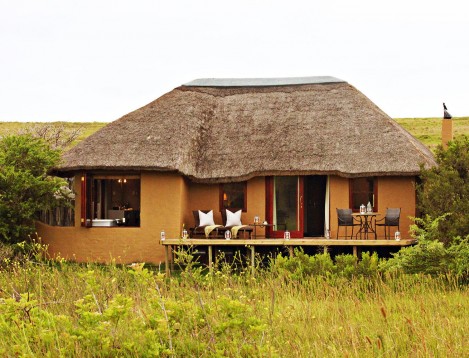 SA-EasternCape-Hlosi Game Lodge-luxury suite-ext