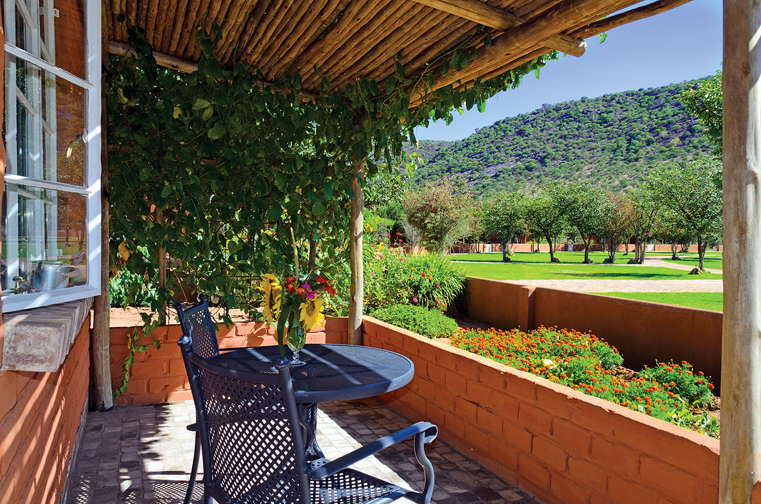 Damara Mopane Lodge - Bild 4